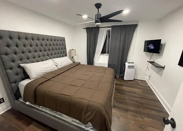 Atlanta Penthouse King/ Queen Bd